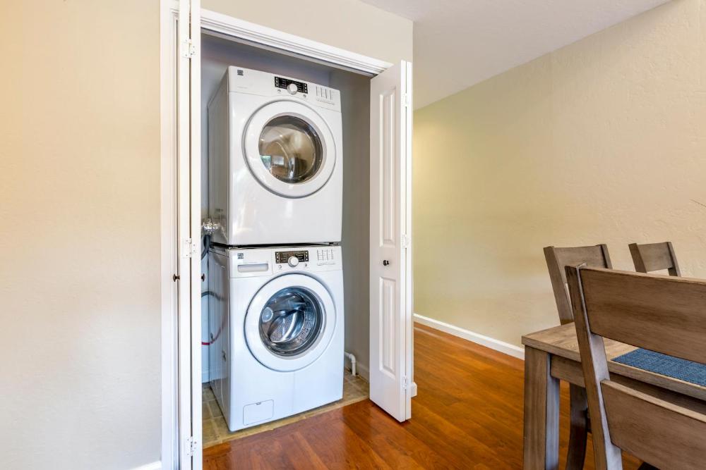 @ Marbella Lane 6BR Duplex in Downtown San Jose